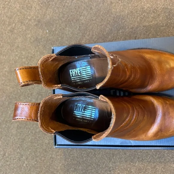 Frye Sabrina Chelsea Booties - Picture 6 of 8